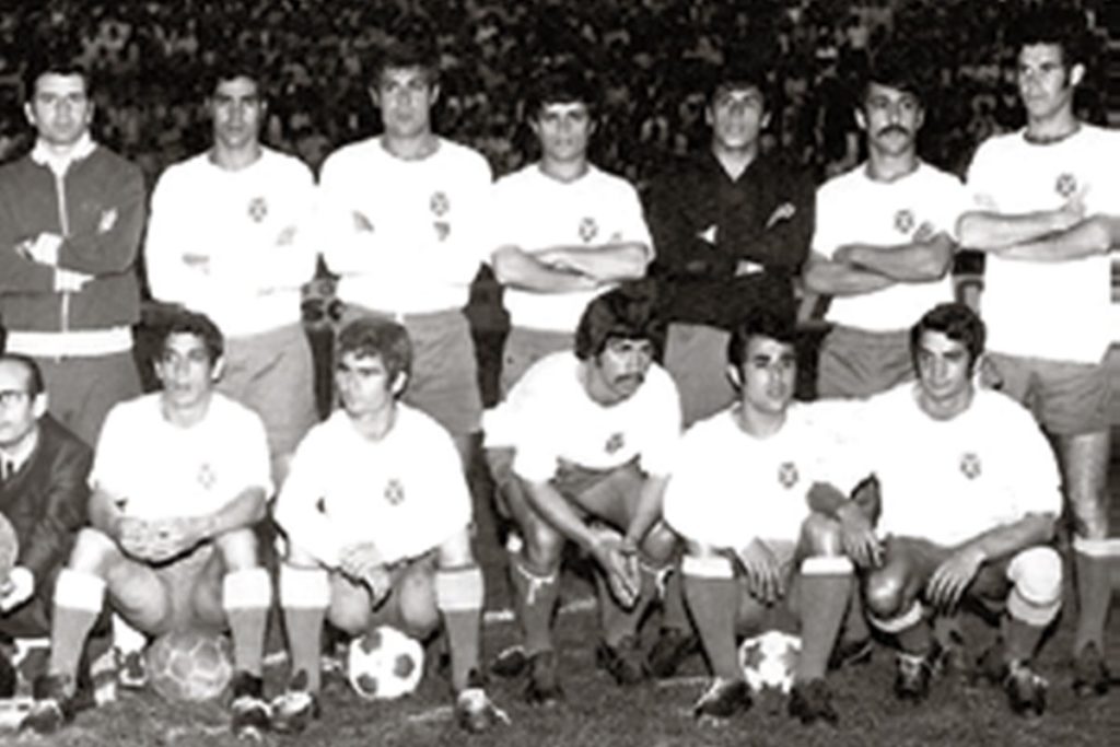 Alineación de la temporada 70-71. Fondo histórico CDT