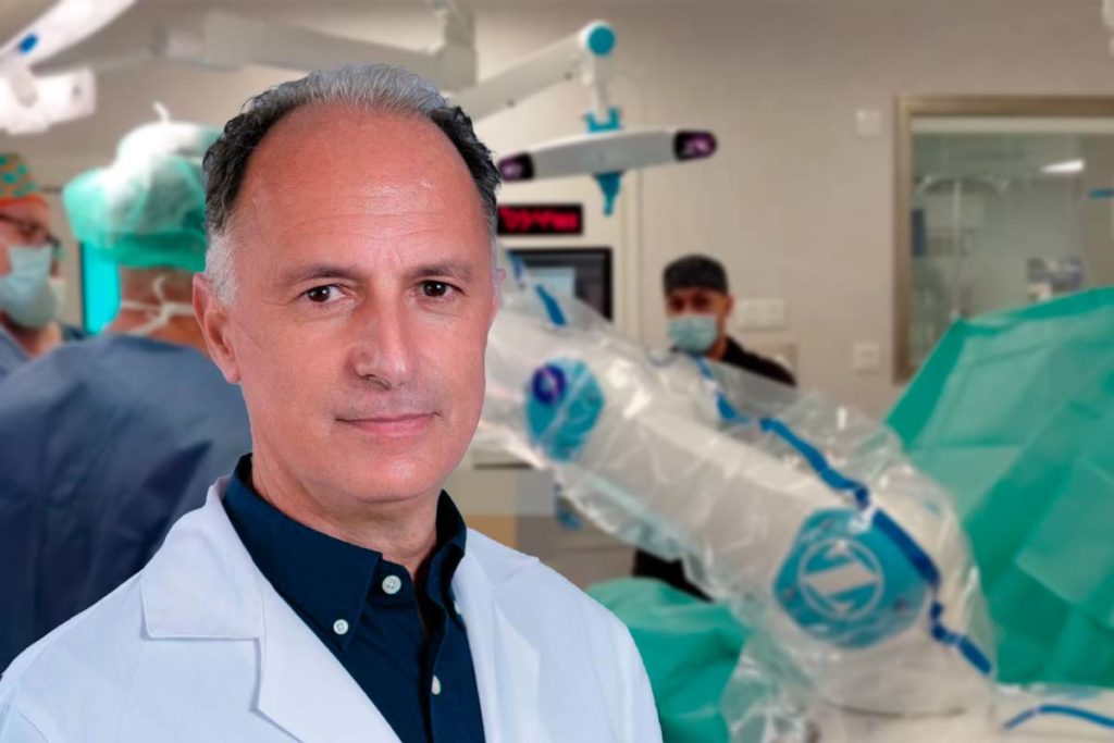 El Hospital Quirónsalud Tenerife supera el medio centenar de intervenciones con el robot ROSA en su primer año y refuerza su equipo de traumatología