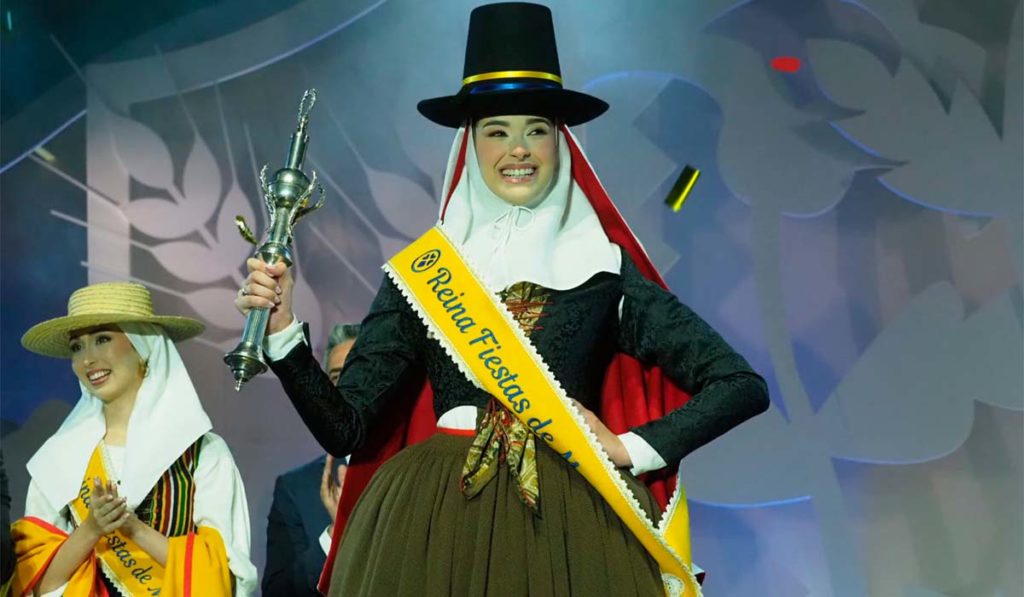 Elisa Garc&iacute;a Arteaga, nueva Reina de las Fiestas de Mayo de Santa Cruz 2026