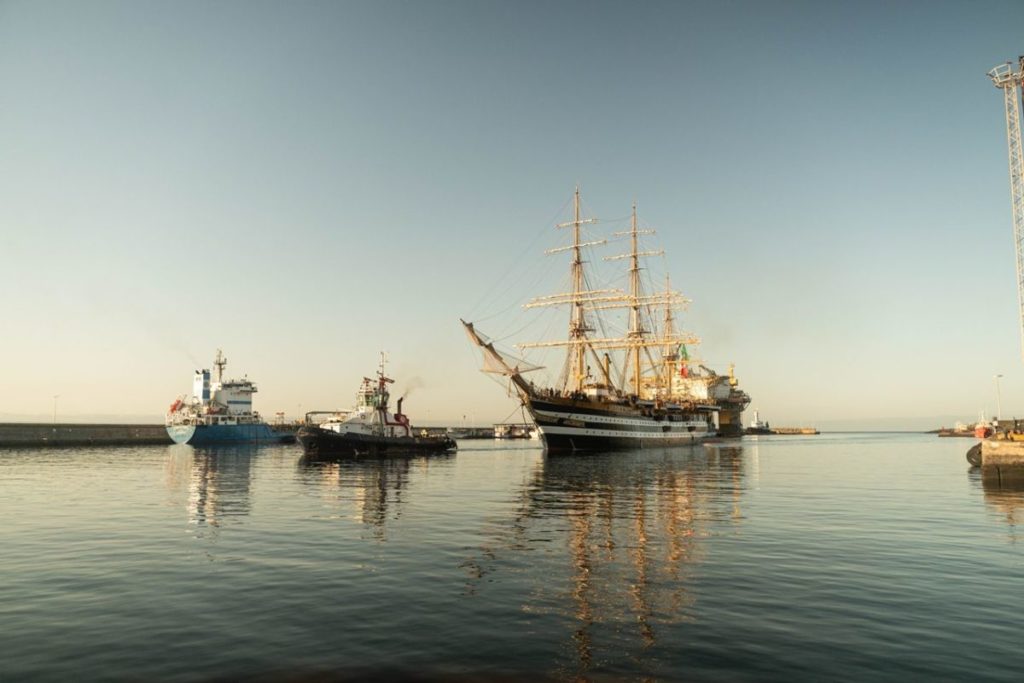 Confirmado por Puertos de Tenerife: el buque &ldquo;m&aacute;s hermoso del mundo&rdquo; ya est&aacute; en Tenerife y se puede visitar hasta el lunes