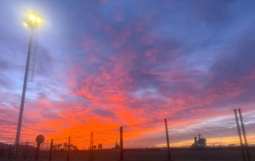Amanecer de fuego en Canarias: &iquest;por qu&eacute; hemos tenido hoy una imagen tan espectacular?