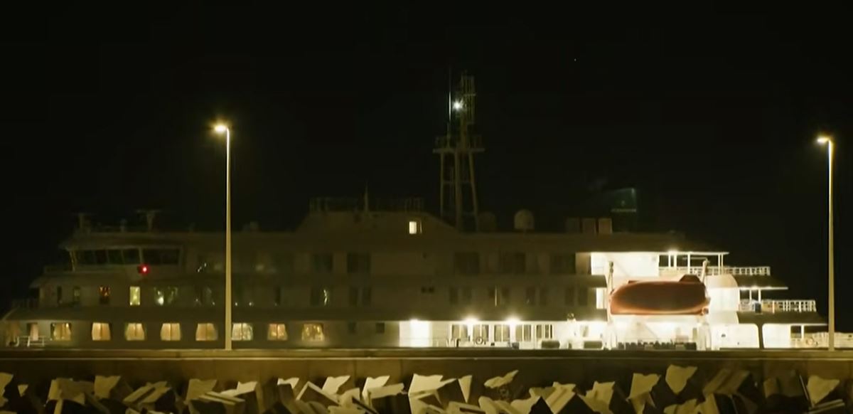 EN DIRECTO | Todo listo para el desembarco del MV Hondius, con un brote de hantavirus, en Granadilla