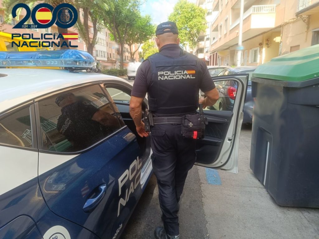 Cuidado si recibes este mensaje de un familiar: así estafaron 62.755 euros a una mujer en Canarias