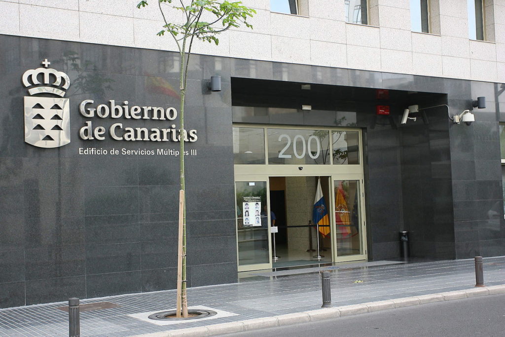 Desalojan parte del edificio de Usos Múltiples III por una plaga de chinches