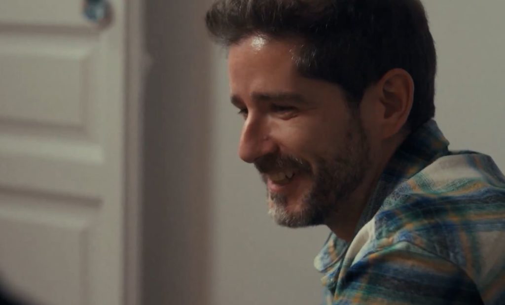 Albert, operario de producción: "Tengo 44 años, una niña y sin vivienda propia; me da vergüenza"