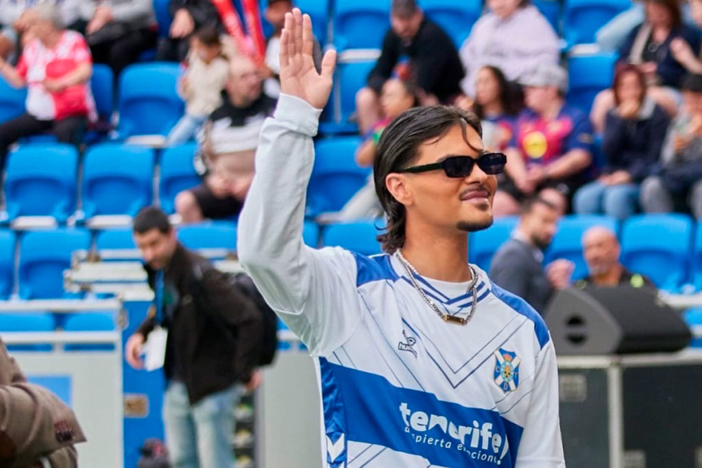 Abraham Mateo en el Costa Adeje-FC Barcelona
