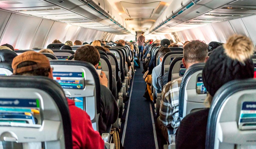 Confirmado el origen: los 12 menores hospitalizados se intoxicaron antes de volar a Lanzarote