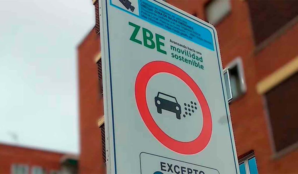 Multas de 200 euros en Santa Cruz: los coches que tendrán prohibido entrar al centro y la 'tregua' aprobada