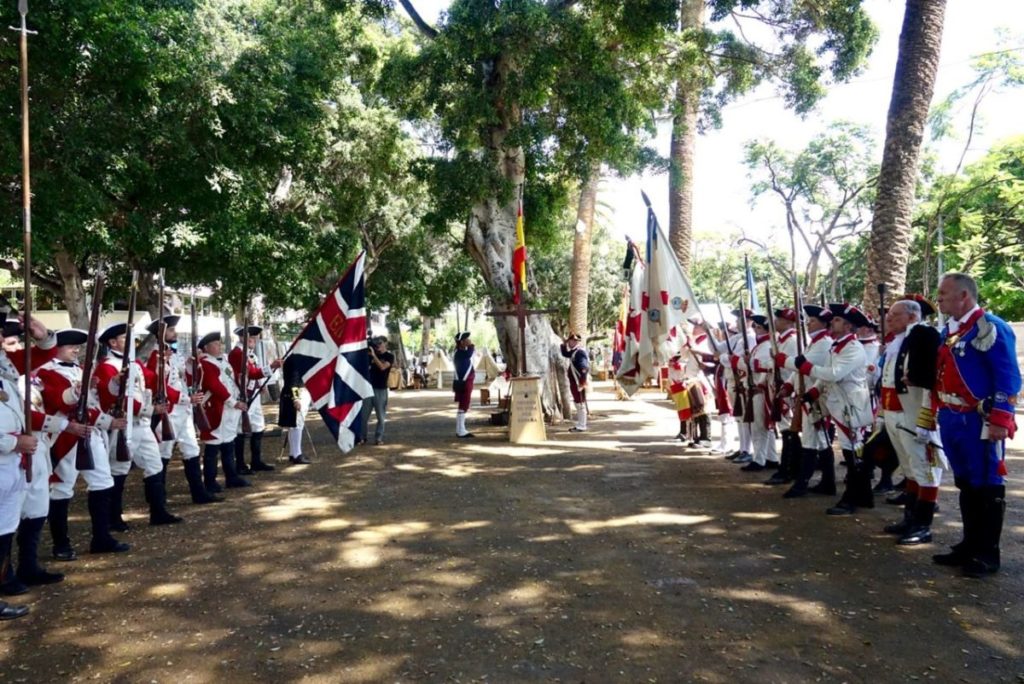Recreadores históricos en Santa Cruz de Tenerife, en el aniversario de la Gesta del 25 de Julio. | DA