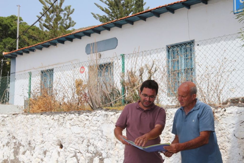Colectivos de Anaga piden que se les abra la puerta de la Casa del Caminero