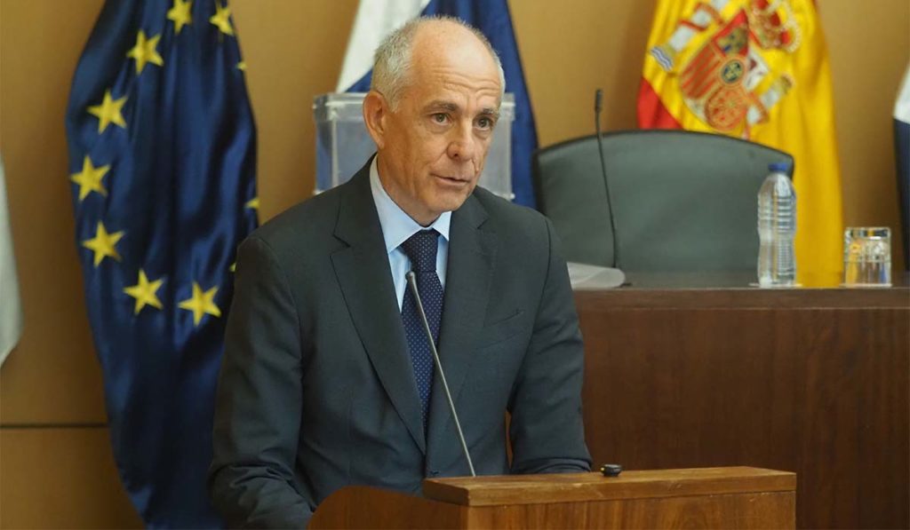 La Cámara de Comercio rechaza abrir los domingos en Santa Cruz de Tenerife: "Los pequeños también tienen derecho a vivir"