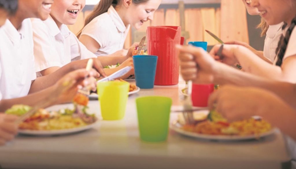 Dejan sin ayuda de comedor a 44 alumnos de familias vulnerables de La Vera