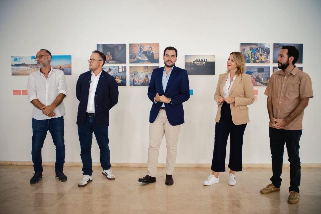 Jorge Volpi y Javier Brandoli, en la apertura de Periplo