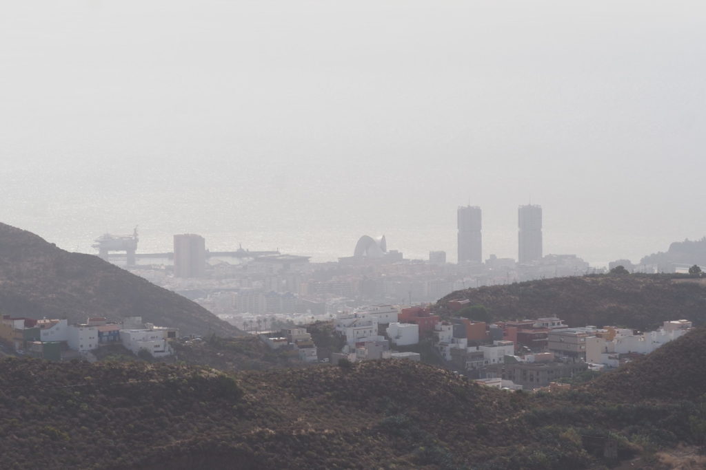 Calima y viento fuerte este fin de semana en Canarias: la Aemet actualiza la previsi&oacute;n