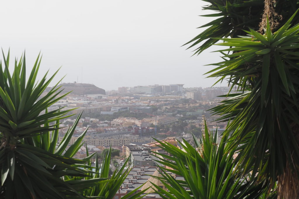 La Aemet prevé tormentas en dos islas y avisa a Tenerife por "calima en niveles altos" el lunes