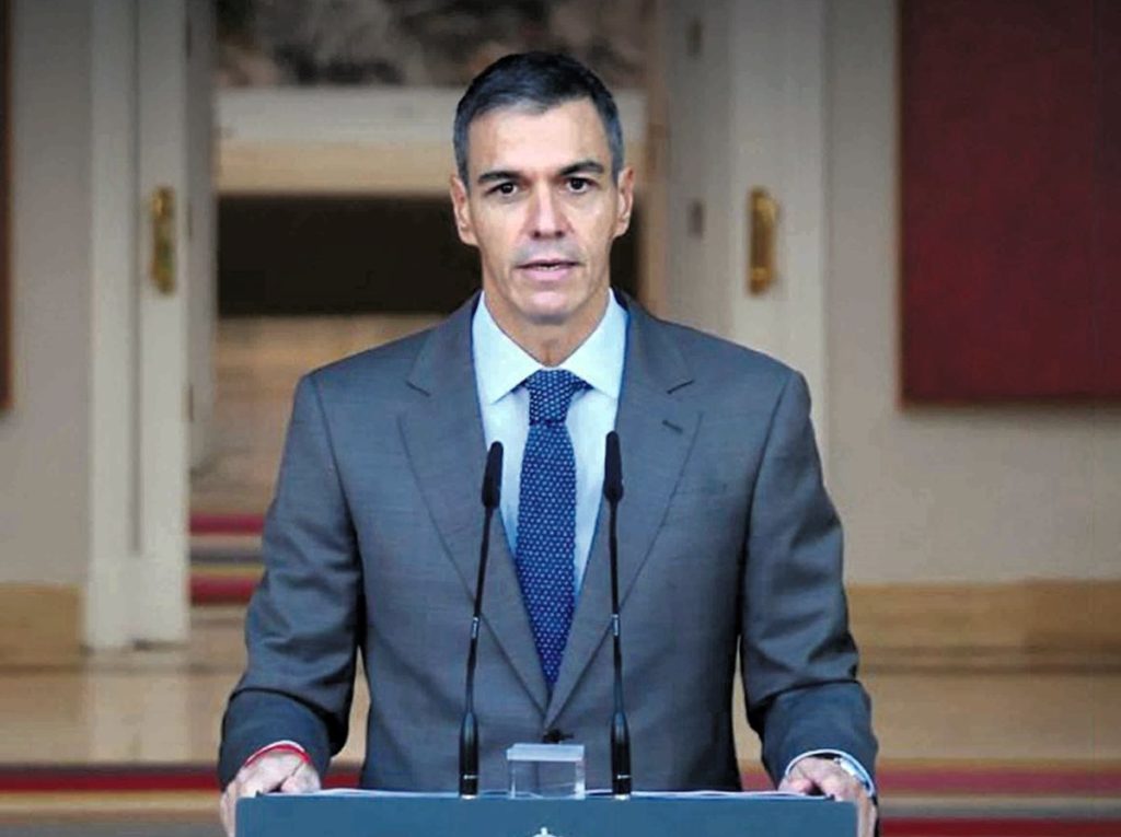 Pedro Sánchez llama a elegir entre la “ola ultraderechista o seguir avanzando”